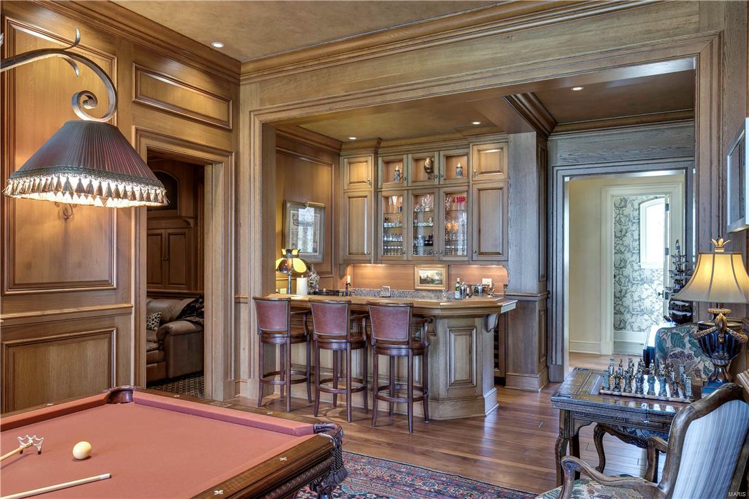 Von Schrader Estate - Residential