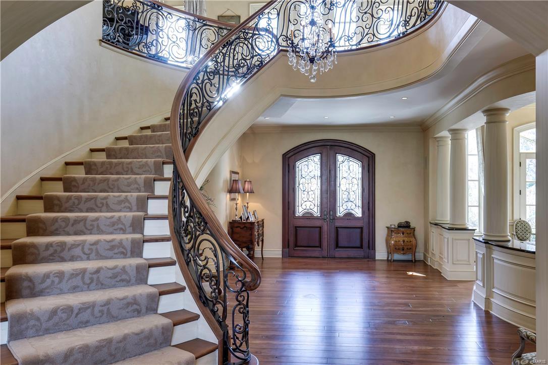 Von Schrader Estate - Residential