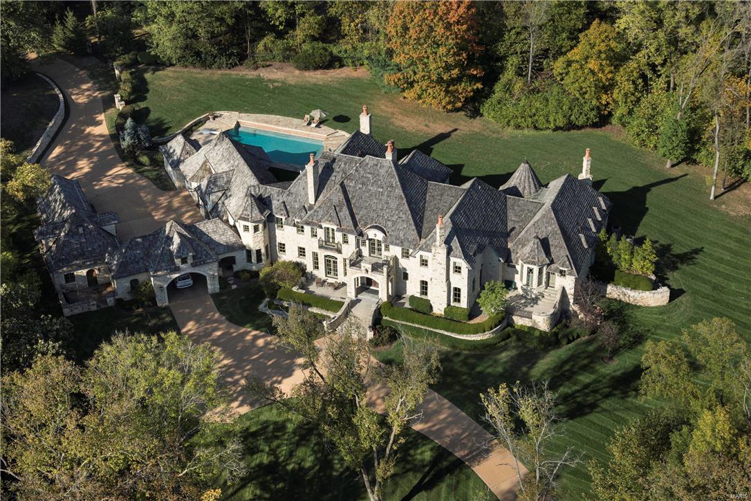 Von Schrader Estate - Residential