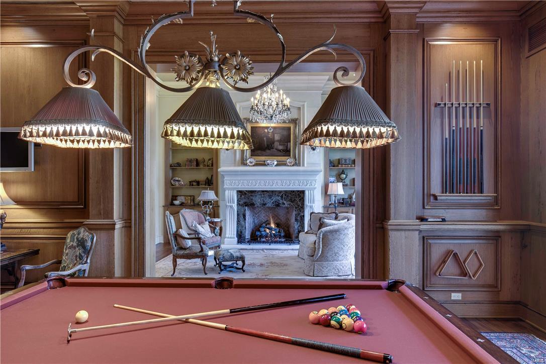 Von Schrader Estate - Residential