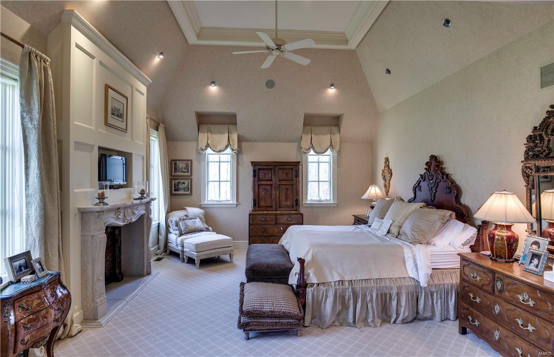 Von Schrader Estate - Residential