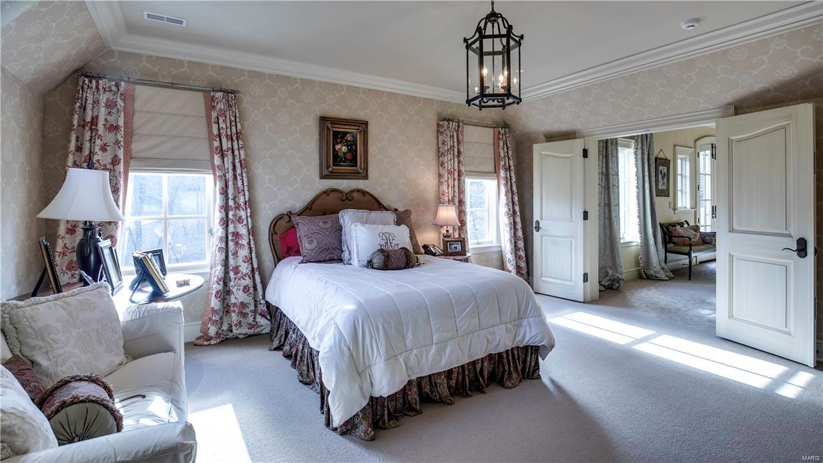 Von Schrader Estate - Residential