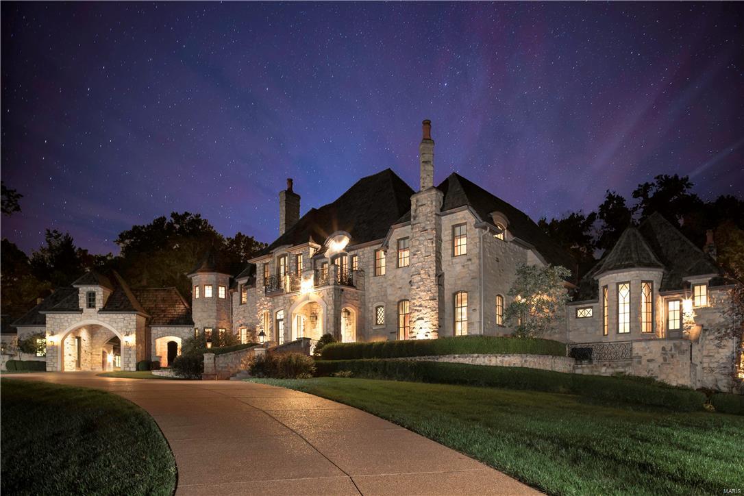 Von Schrader Estate - Residential