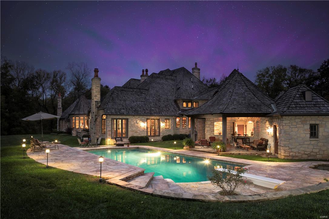 Von Schrader Estate - Residential