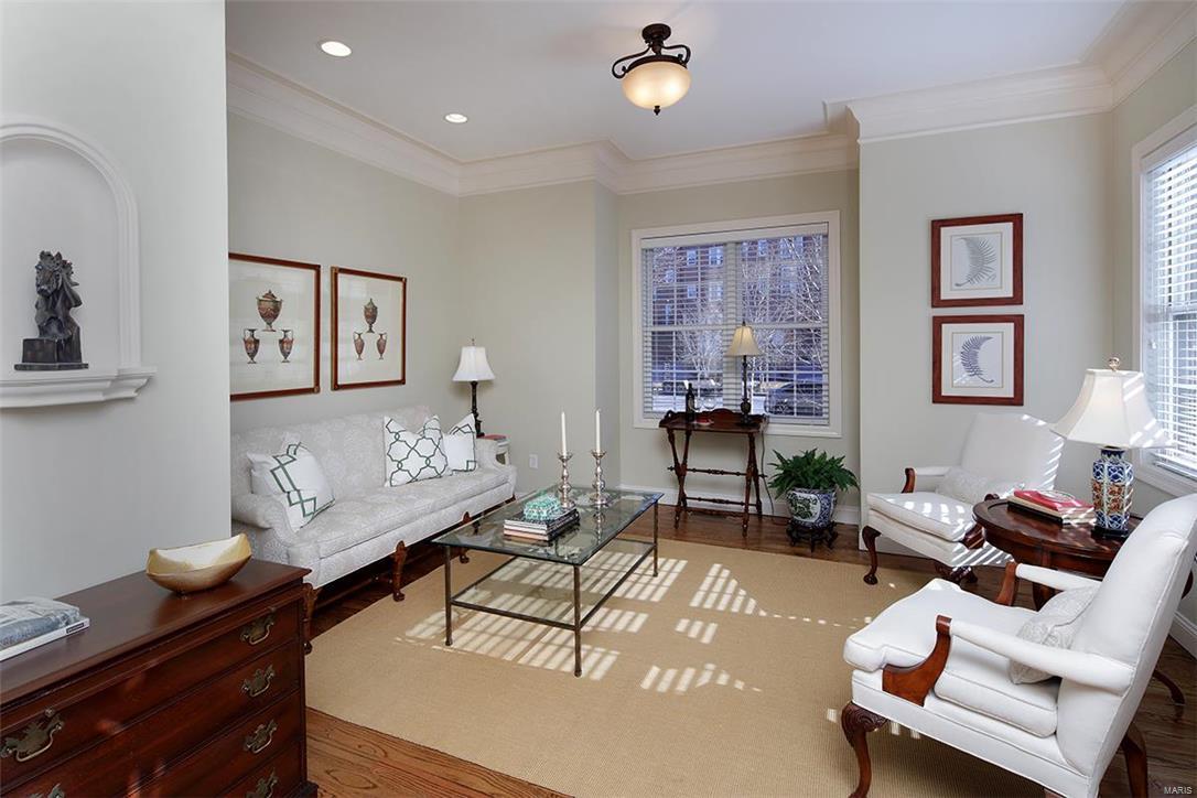 N Bemiston - Residential