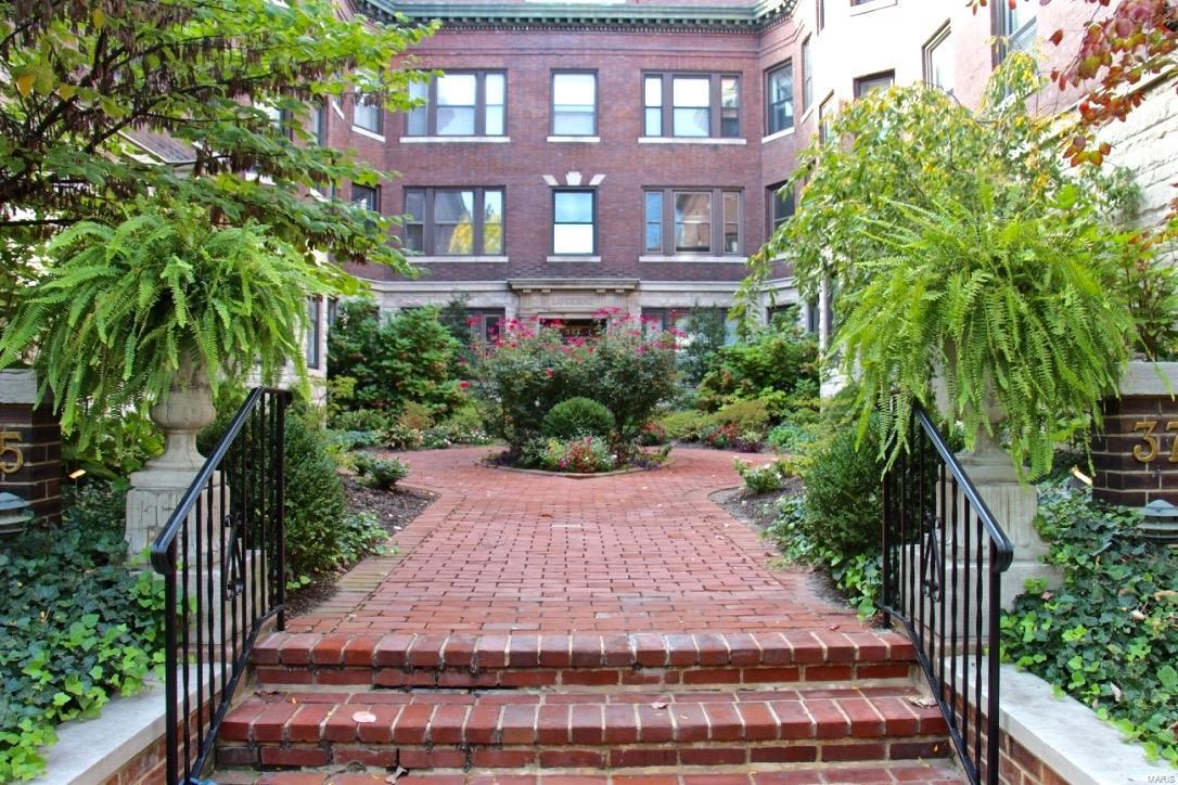 Schuetz Add - Residential Lease