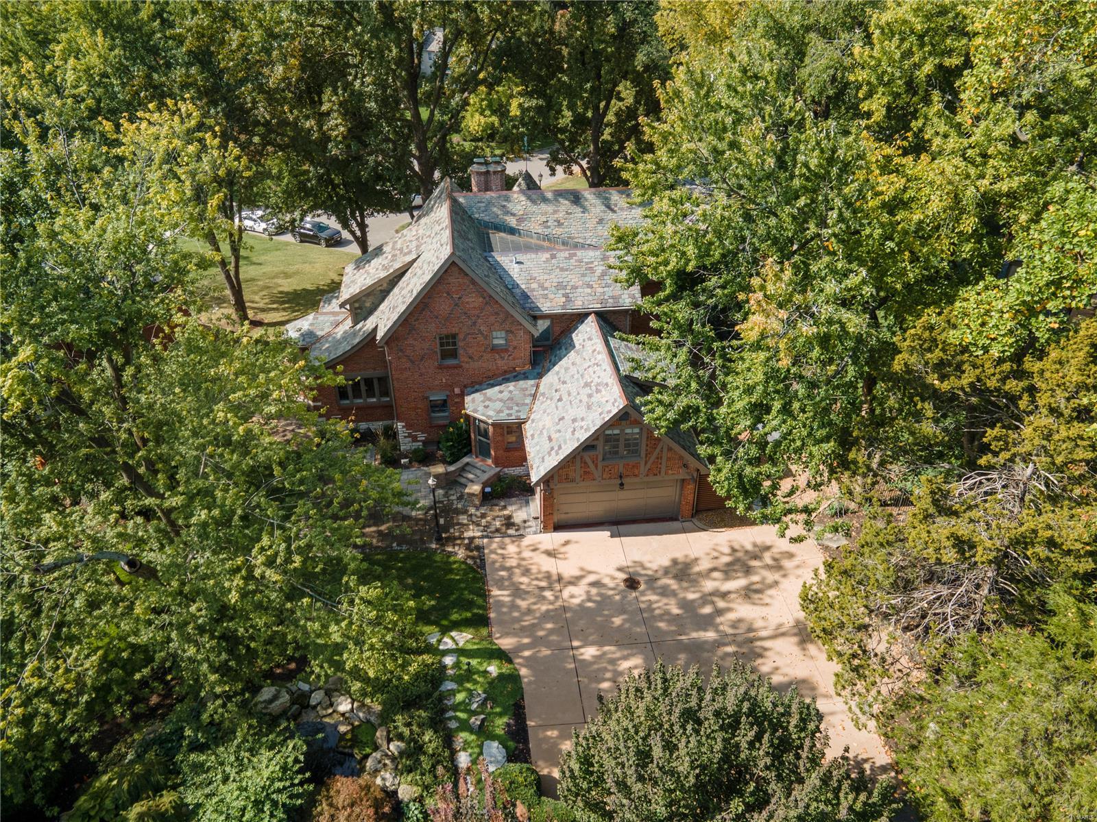 La Hacienda - Residential