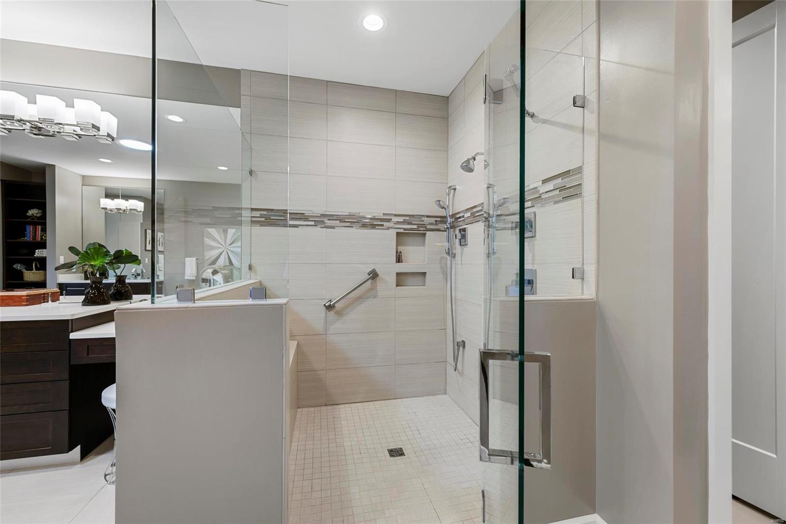 Belle Maison - Residential