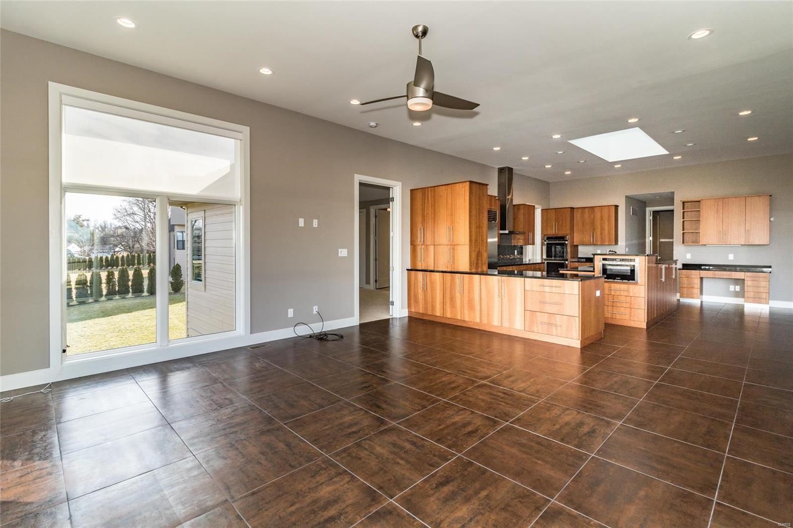 Belle Maison - Residential