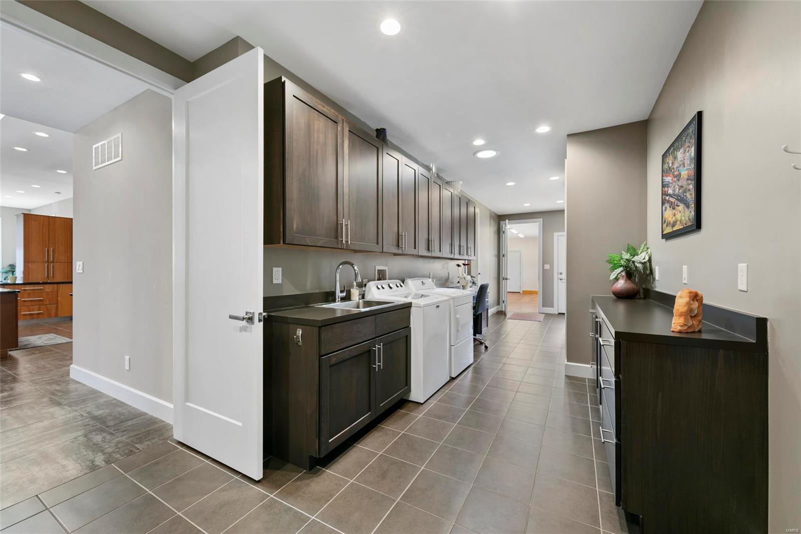 Belle Maison - Residential