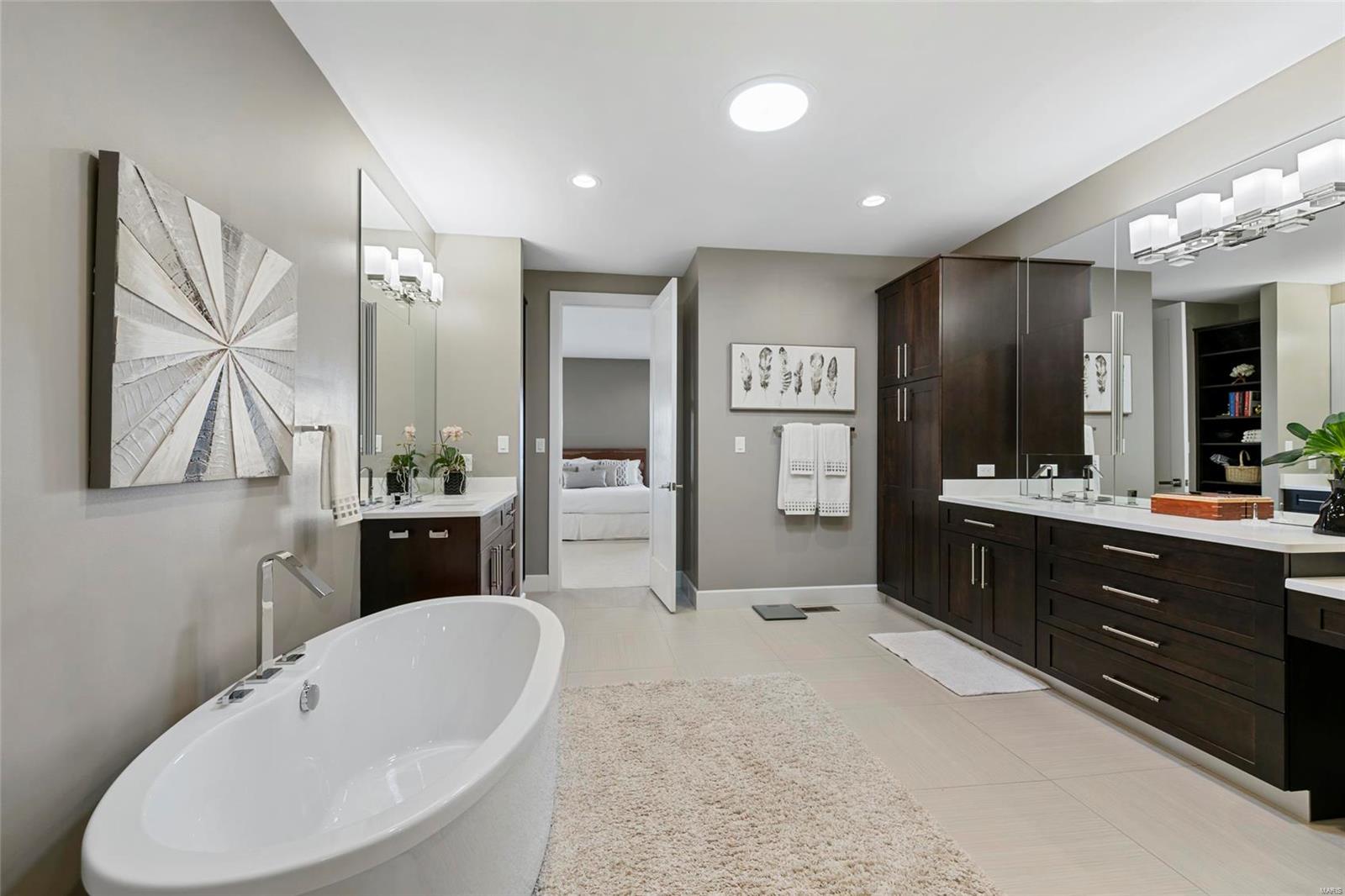 Belle Maison - Residential