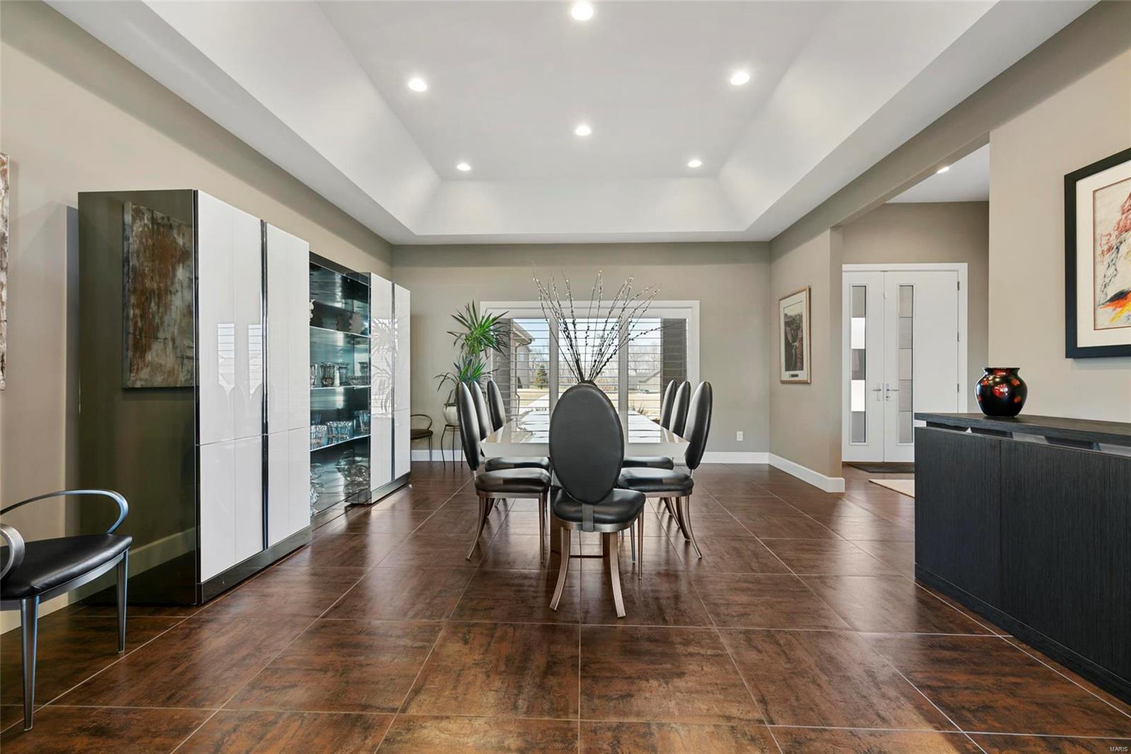 Belle Maison - Residential