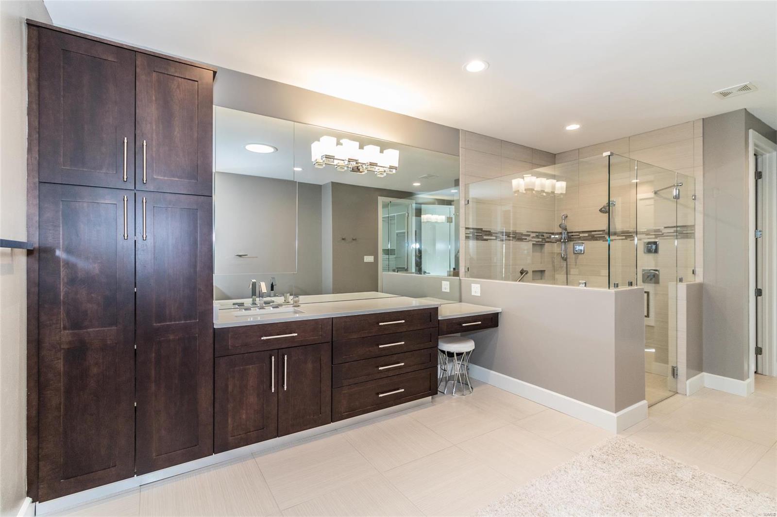 Belle Maison - Residential