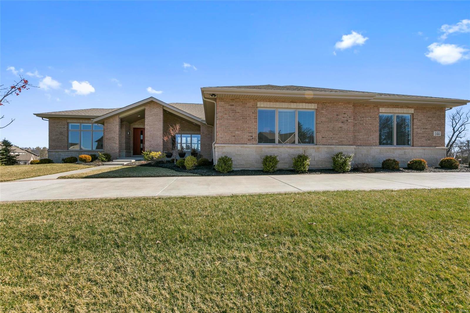 Belle Maison - Residential