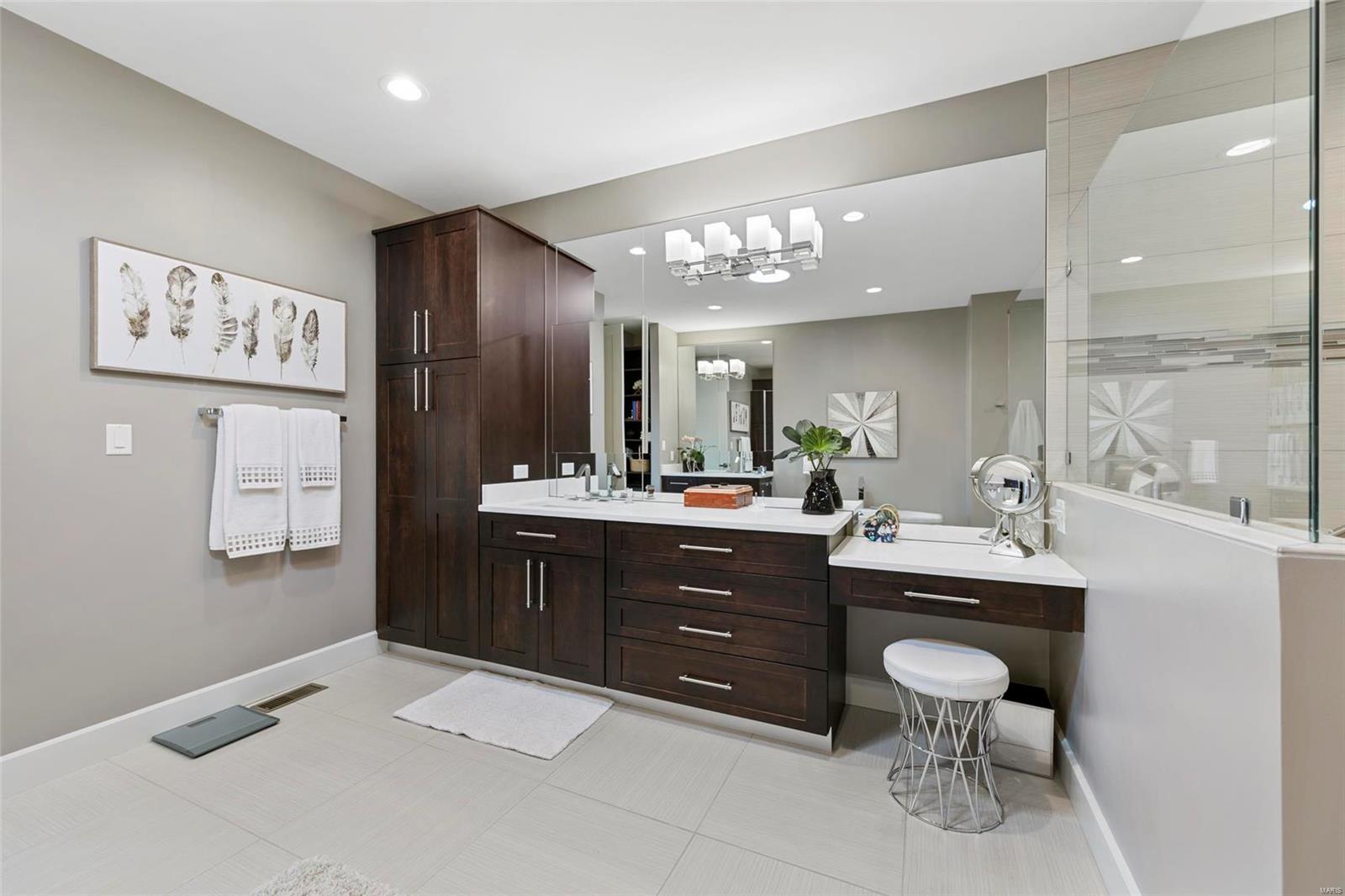 Belle Maison - Residential