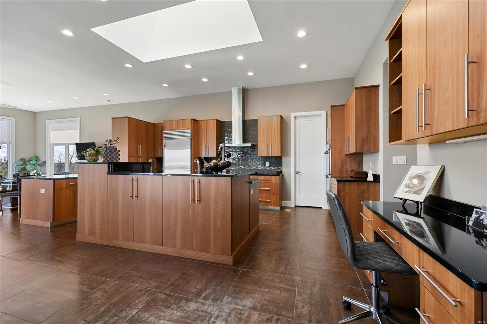 Belle Maison - Residential