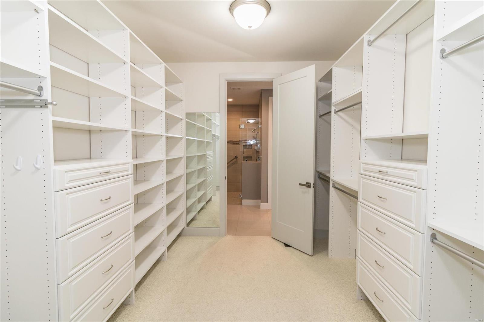 Belle Maison - Residential