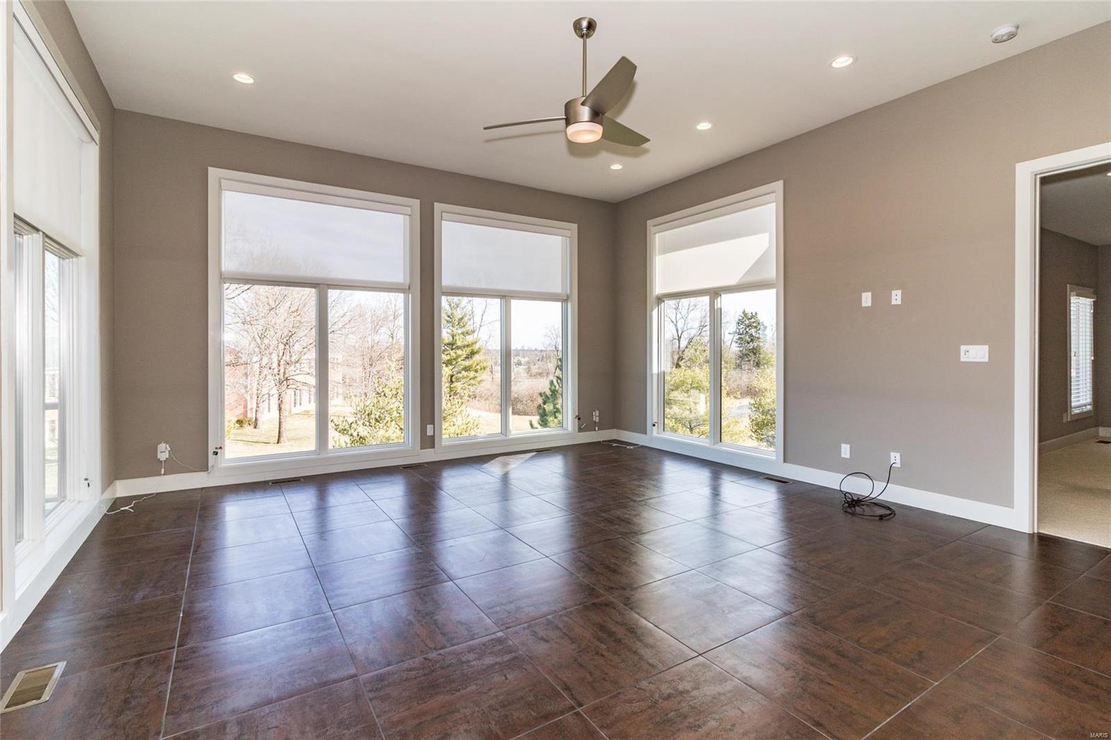 Belle Maison - Residential