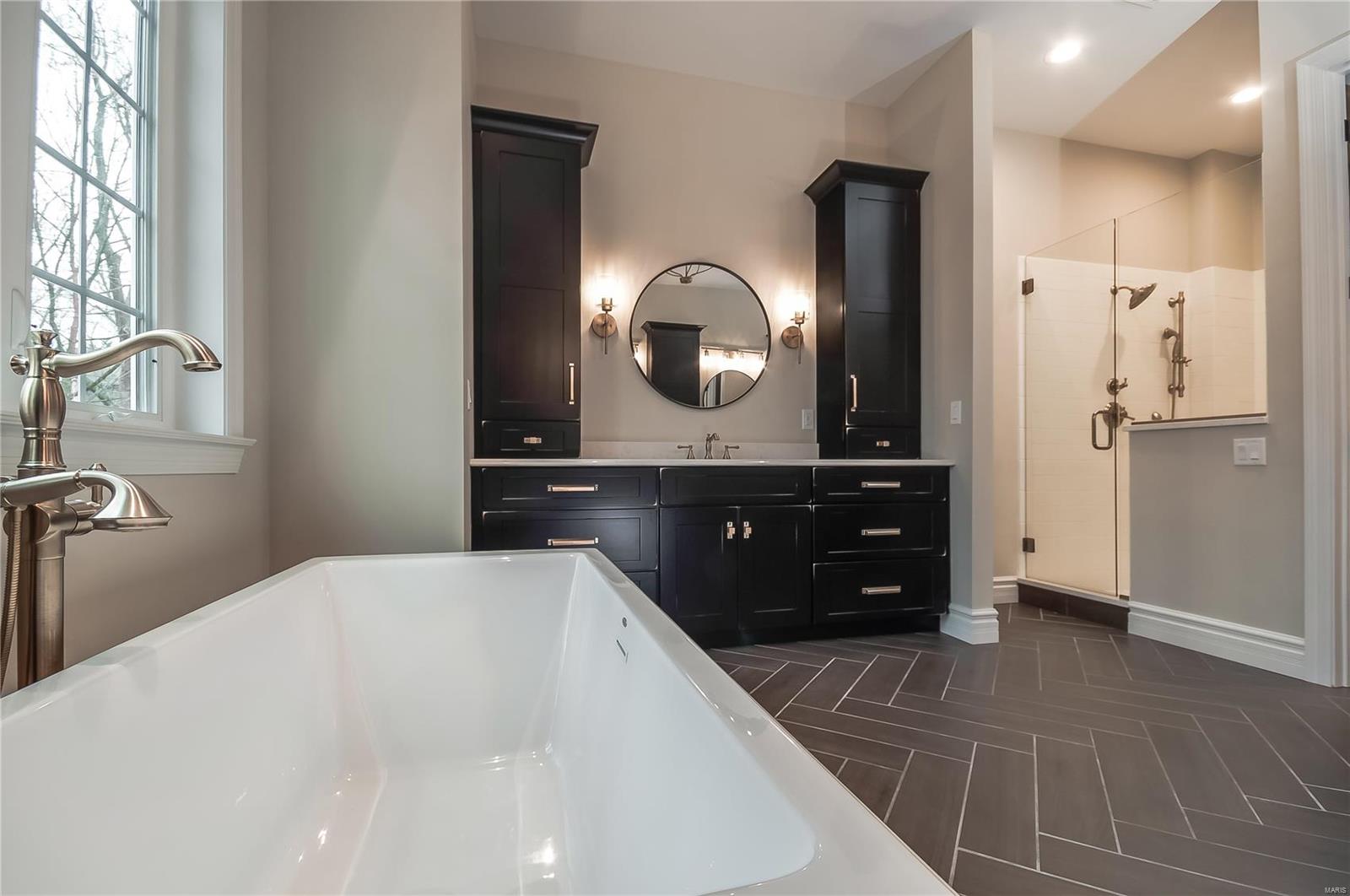 Sackson Woods - Residential