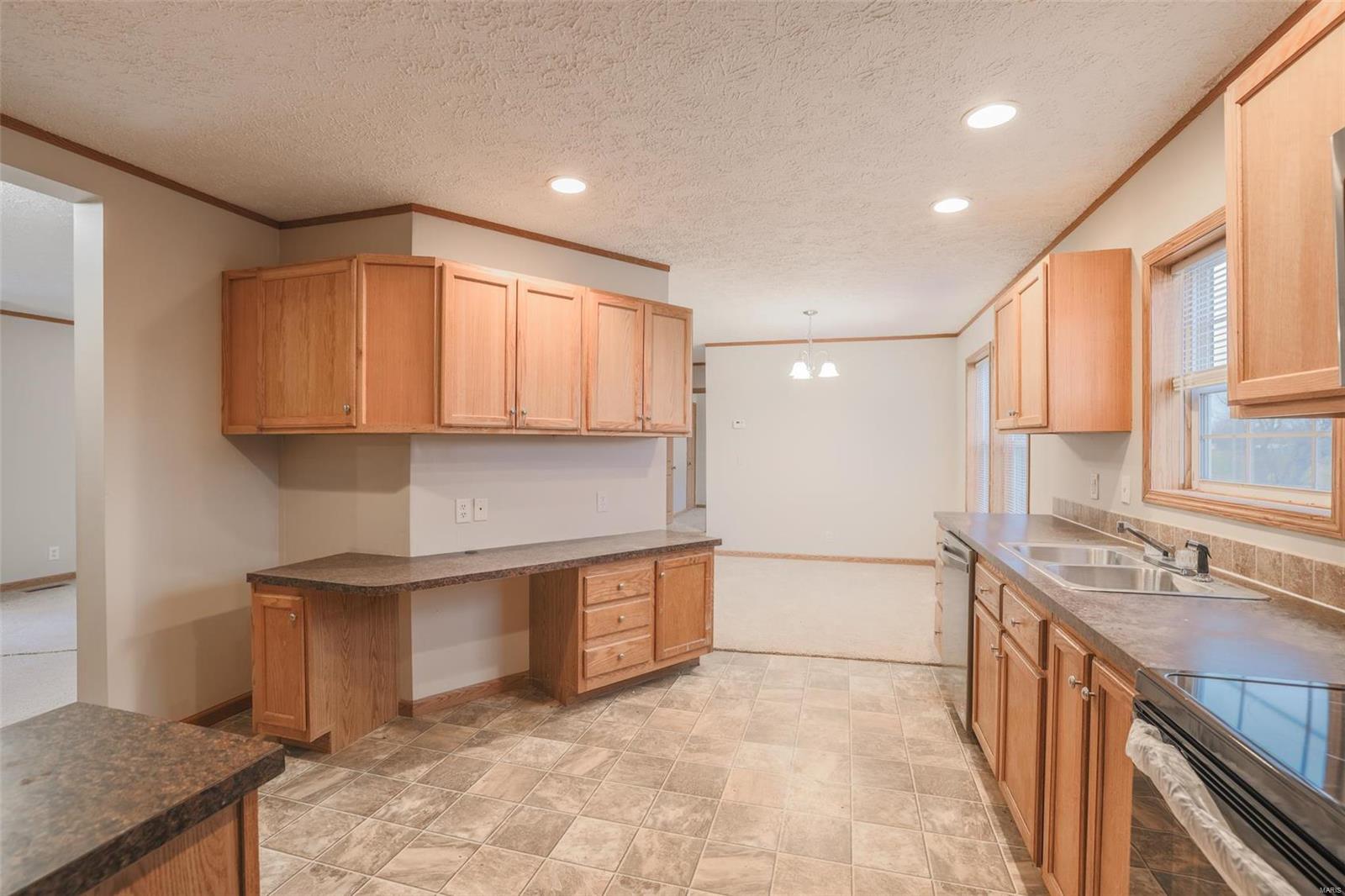 Closed Alley Way Add - Residential