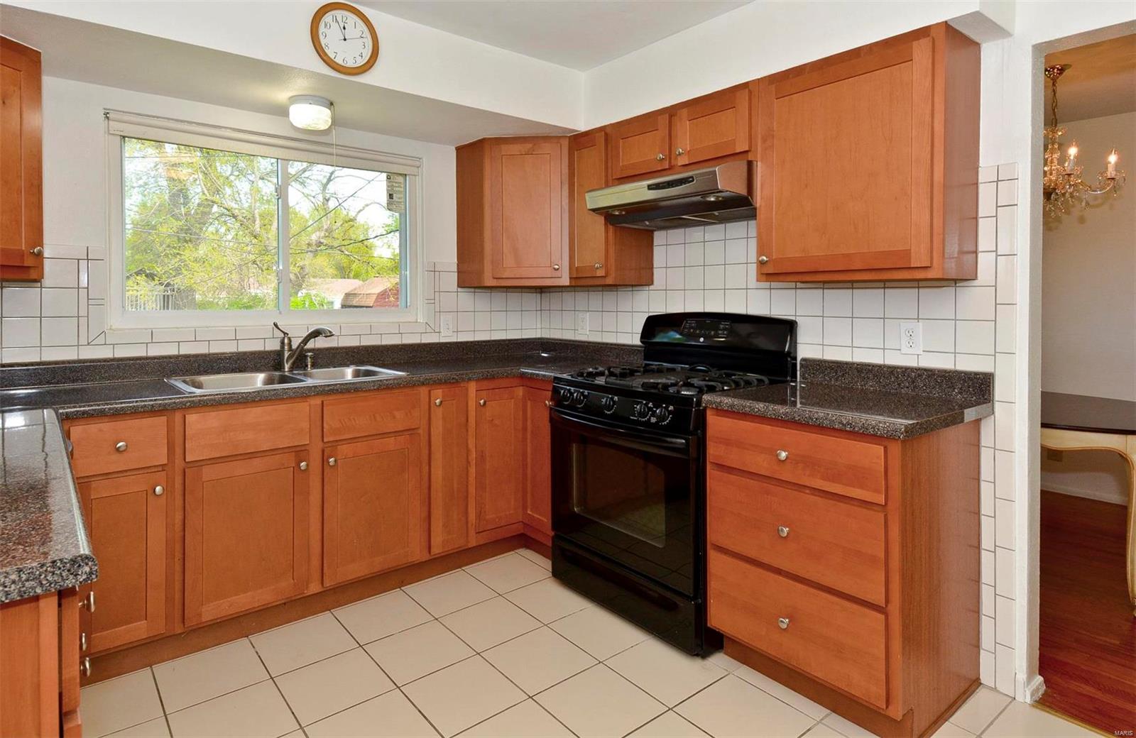 Saxon Manor 1 - Residential