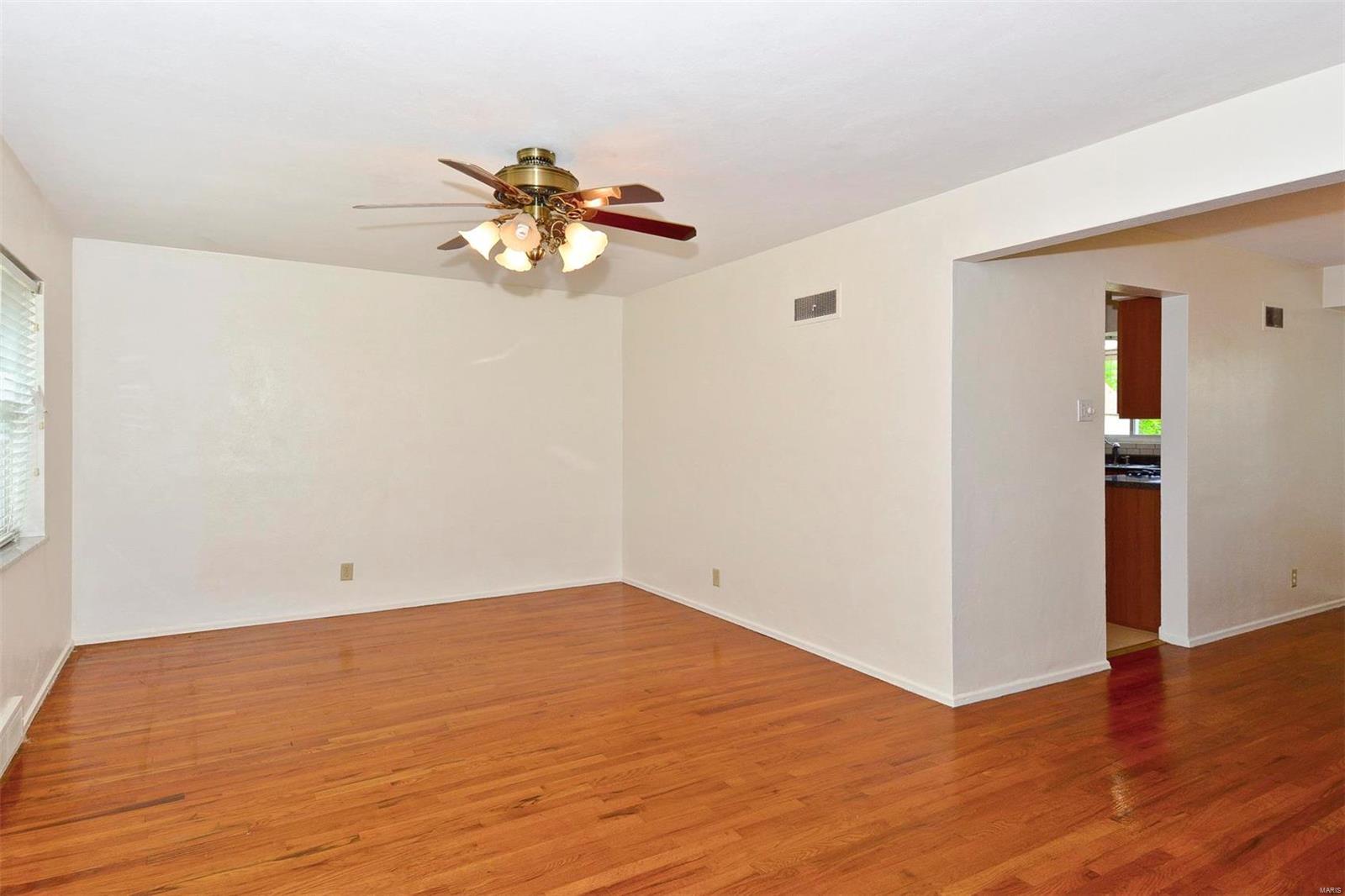 Saxon Manor 1 - Residential