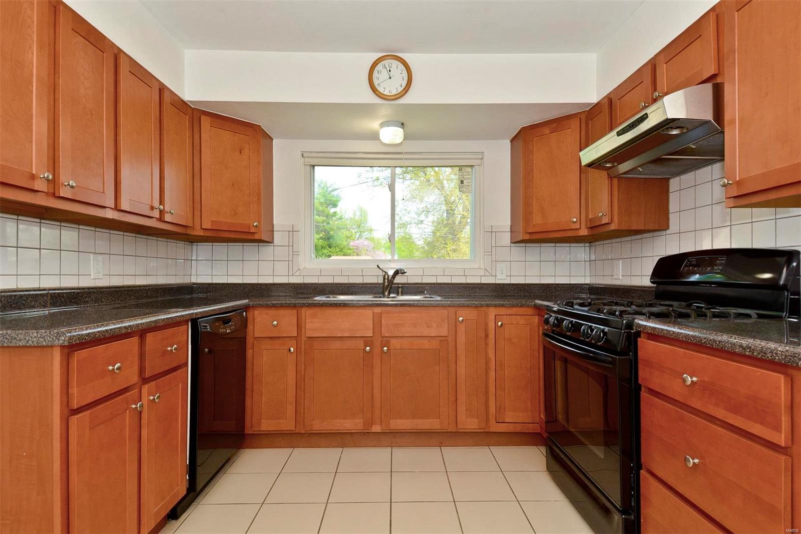 Saxon Manor 1 - Residential