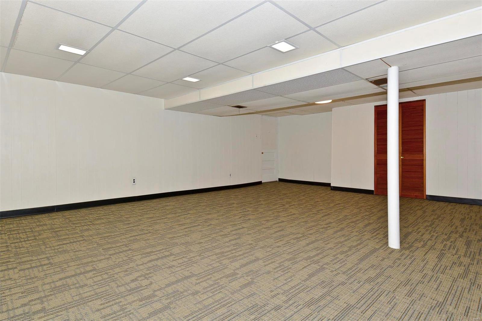 Saxon Manor 1 - Residential