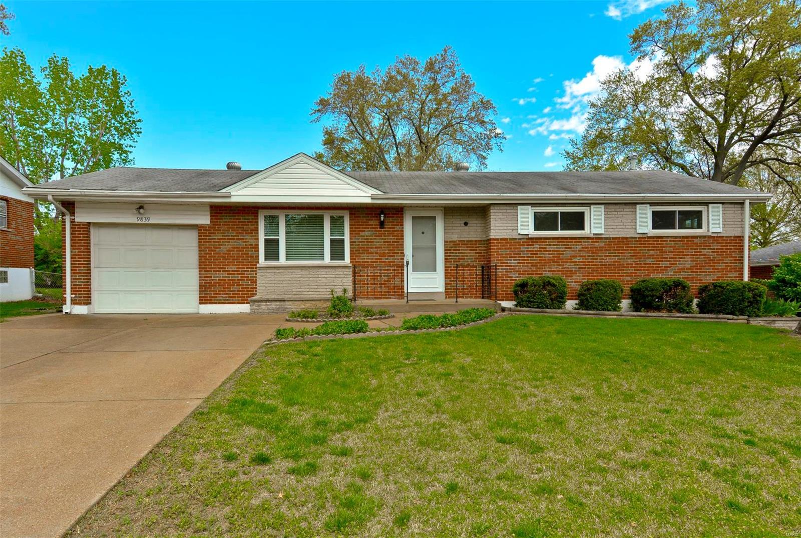 Saxon Manor 1 - Residential