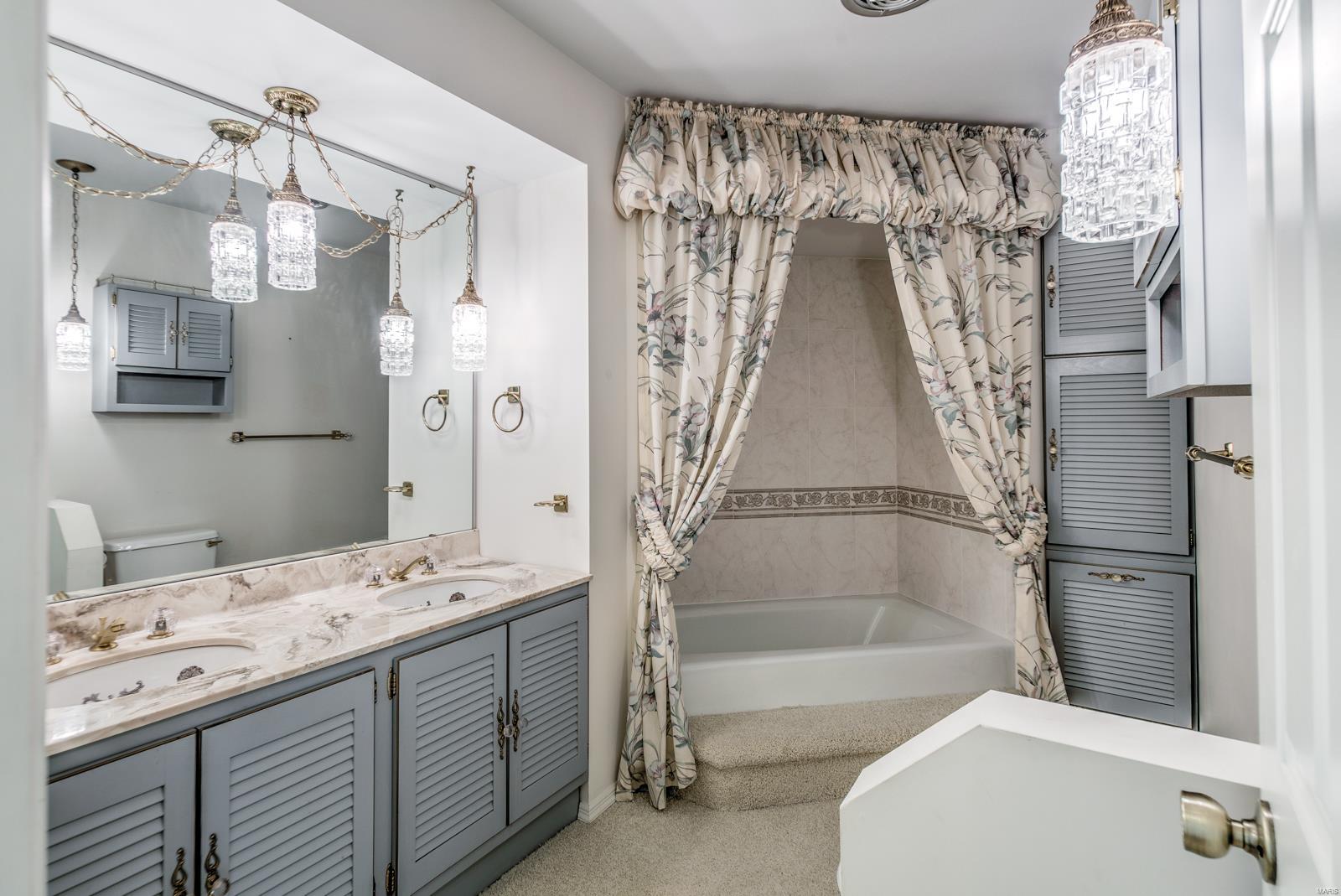 Jamestown Farms - Residential