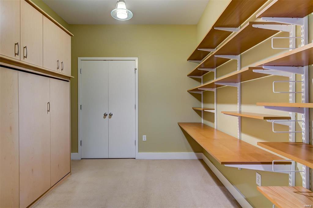 Marquette Bldg Upr Residental - Residential Lease