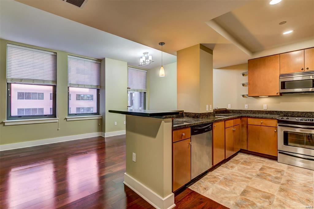 Marquette Bldg Upr Residental - Residential Lease