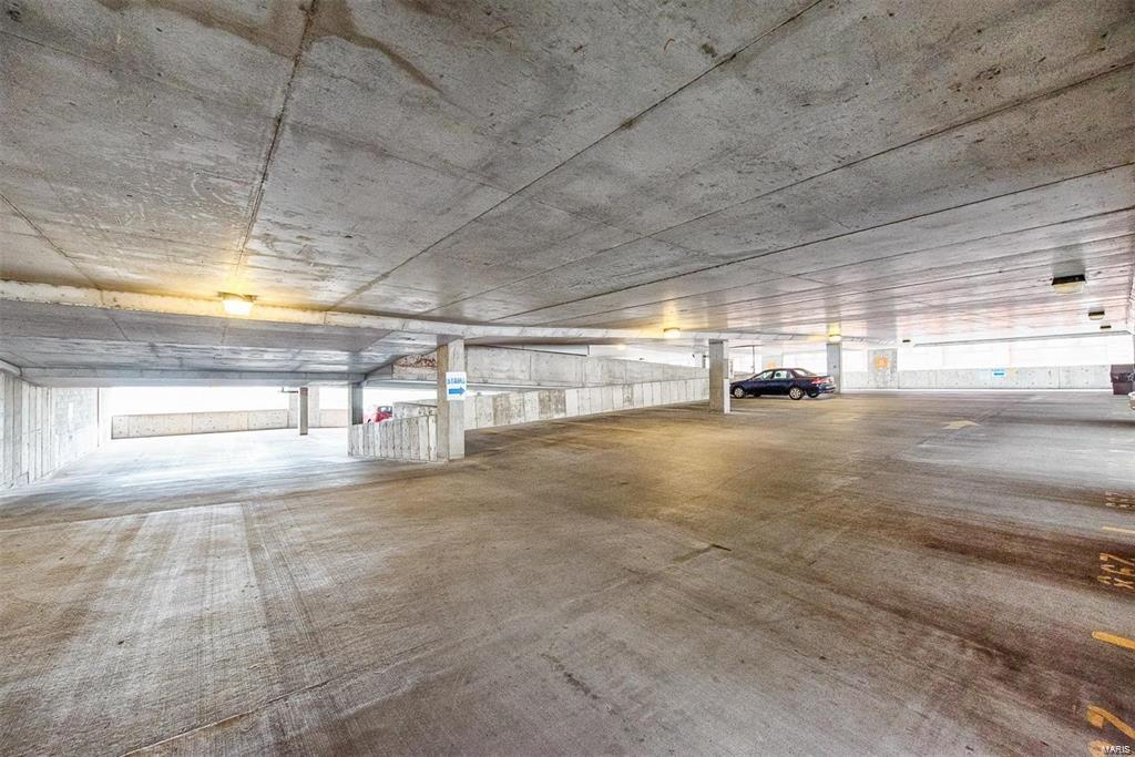 Marquette Bldg Upr Residental - Residential Lease