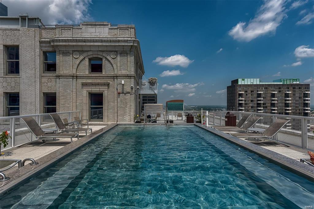 Marquette Bldg Upr Residental - Residential Lease