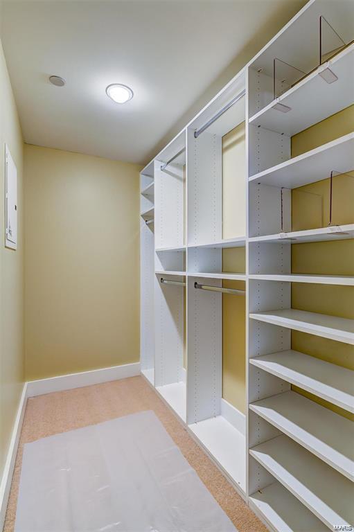 Marquette Bldg Upr Residental - Residential Lease