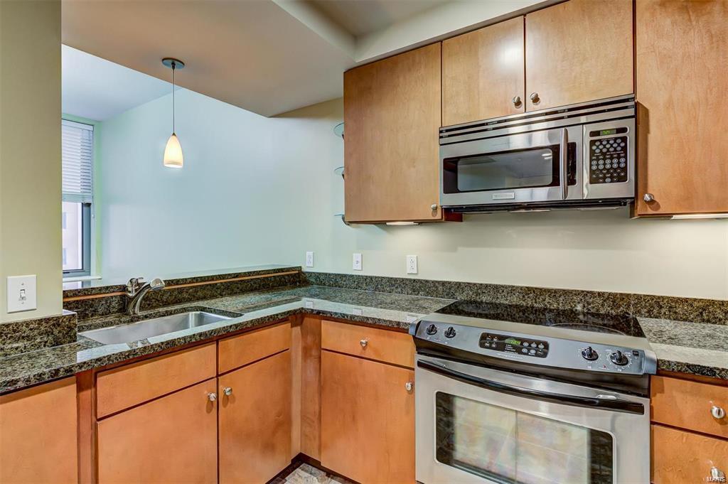 Marquette Bldg Upr Residental - Residential Lease