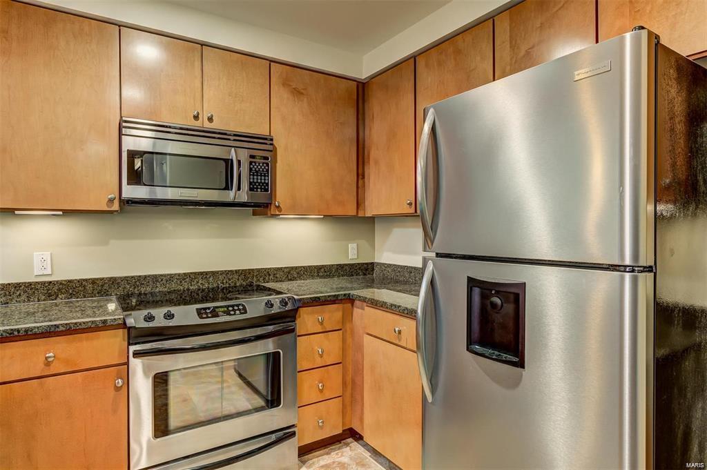 Marquette Bldg Upr Residental - Residential Lease