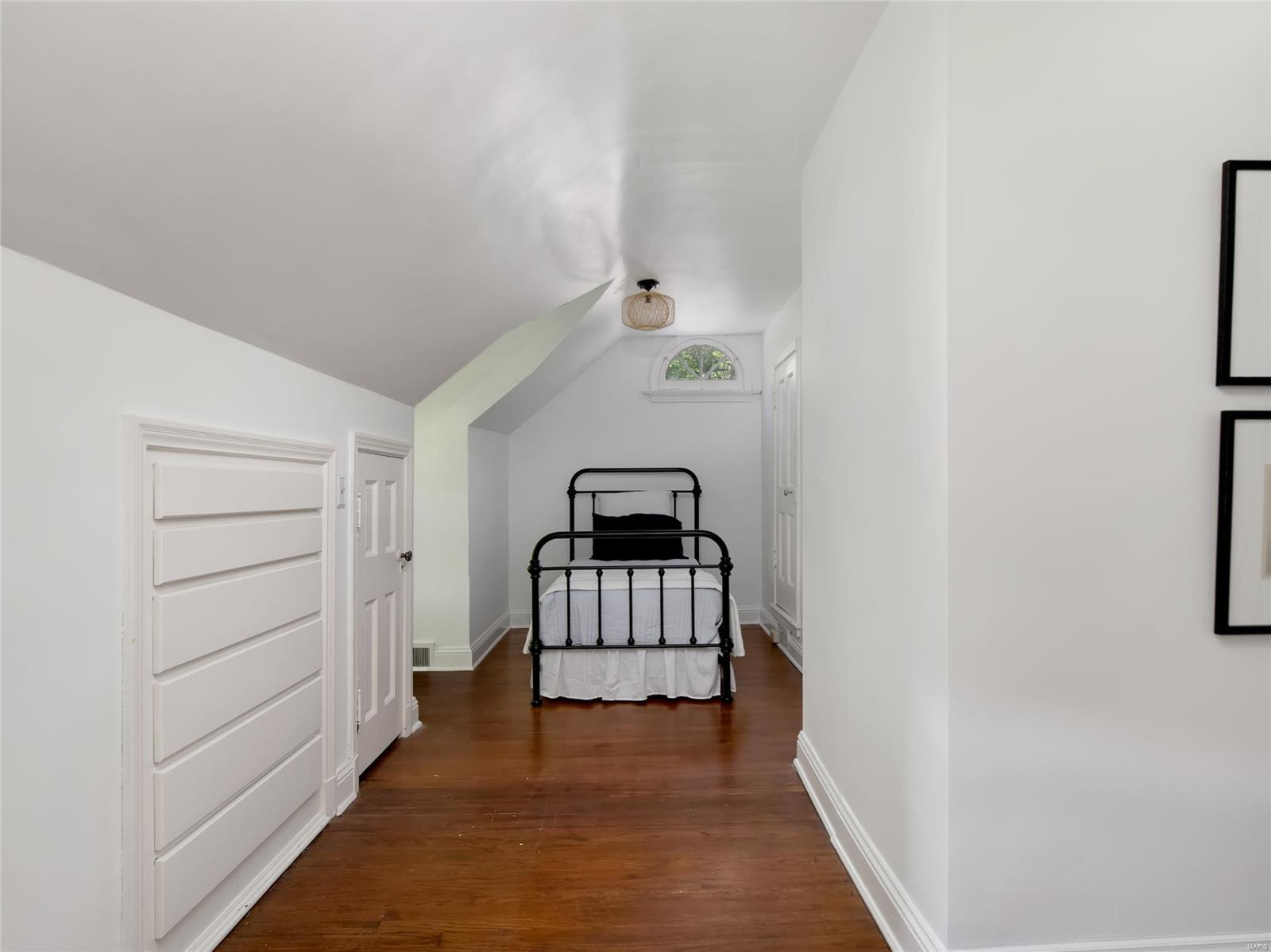 Georgian Acres - Residential