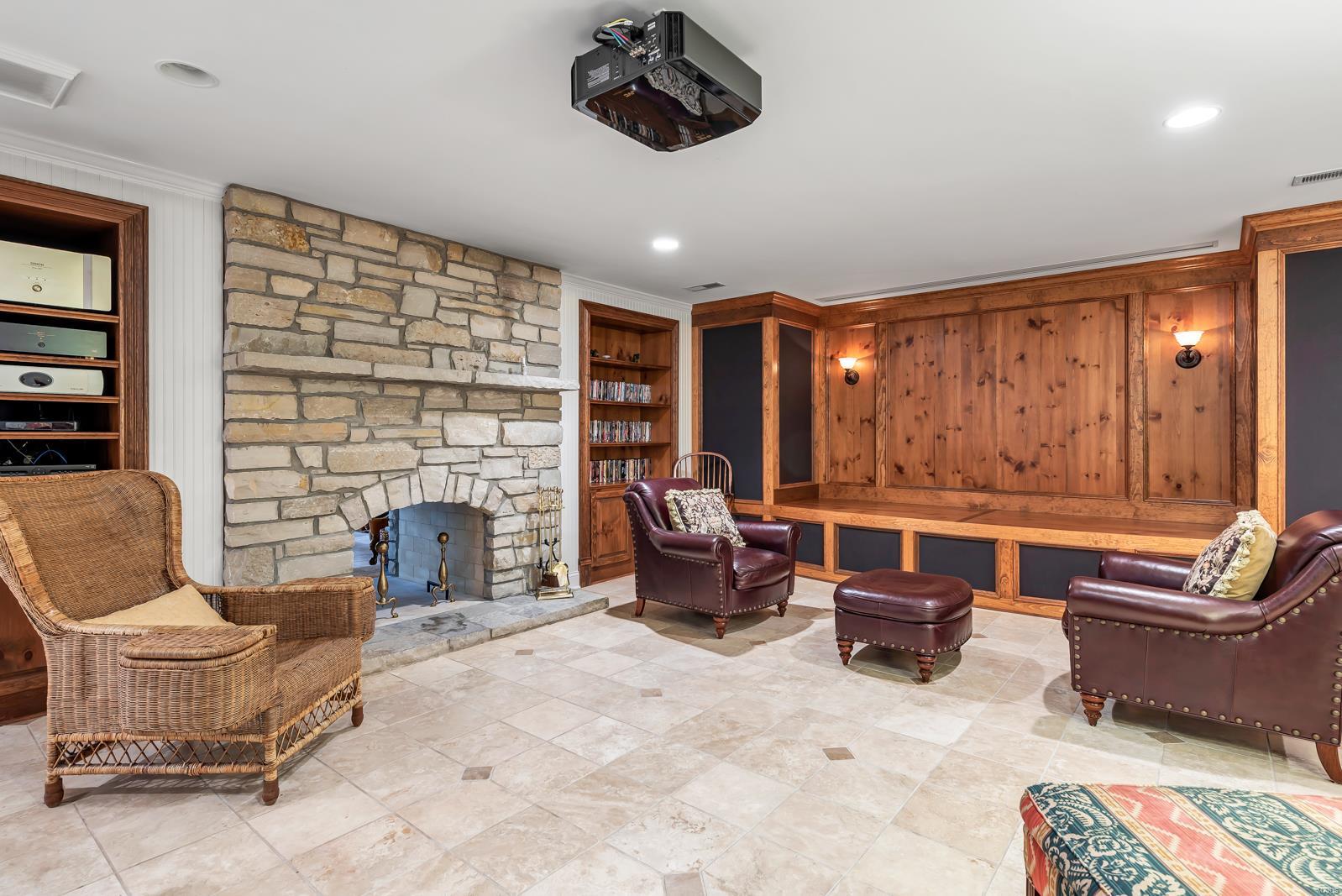 Tapawingo Place - Residential