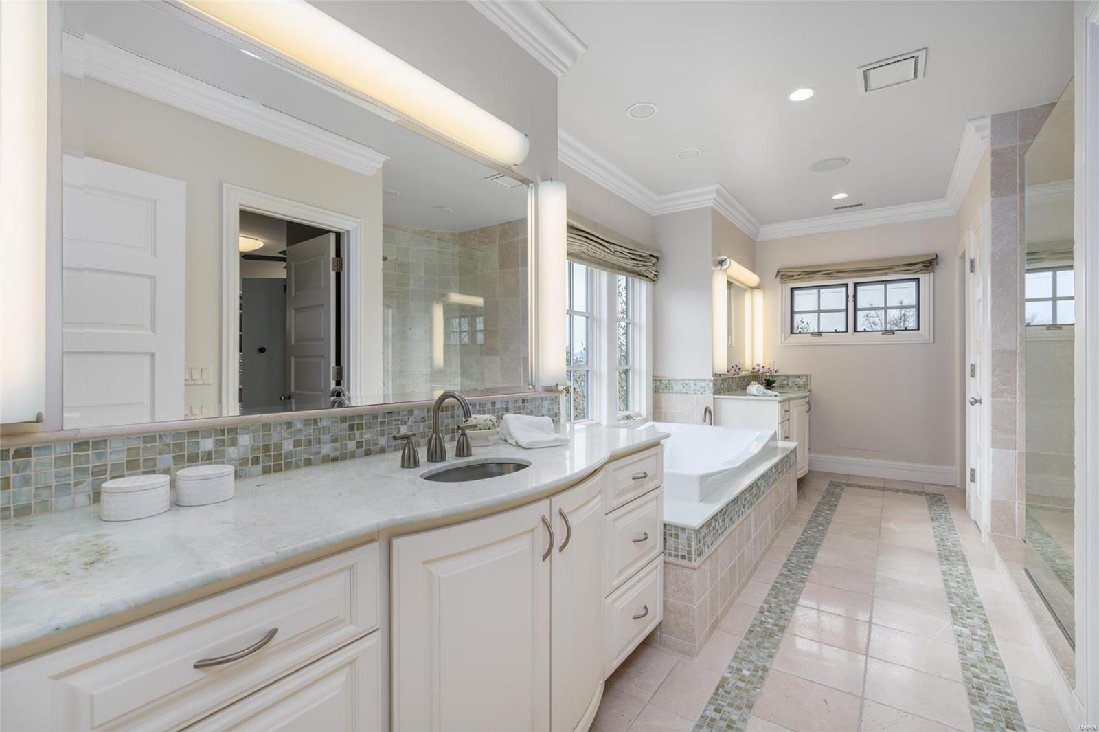 Clayton Gardens - Residential