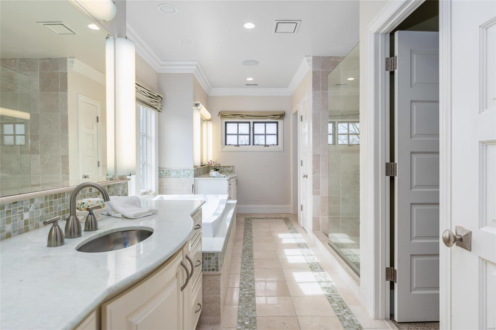 Clayton Gardens - Residential