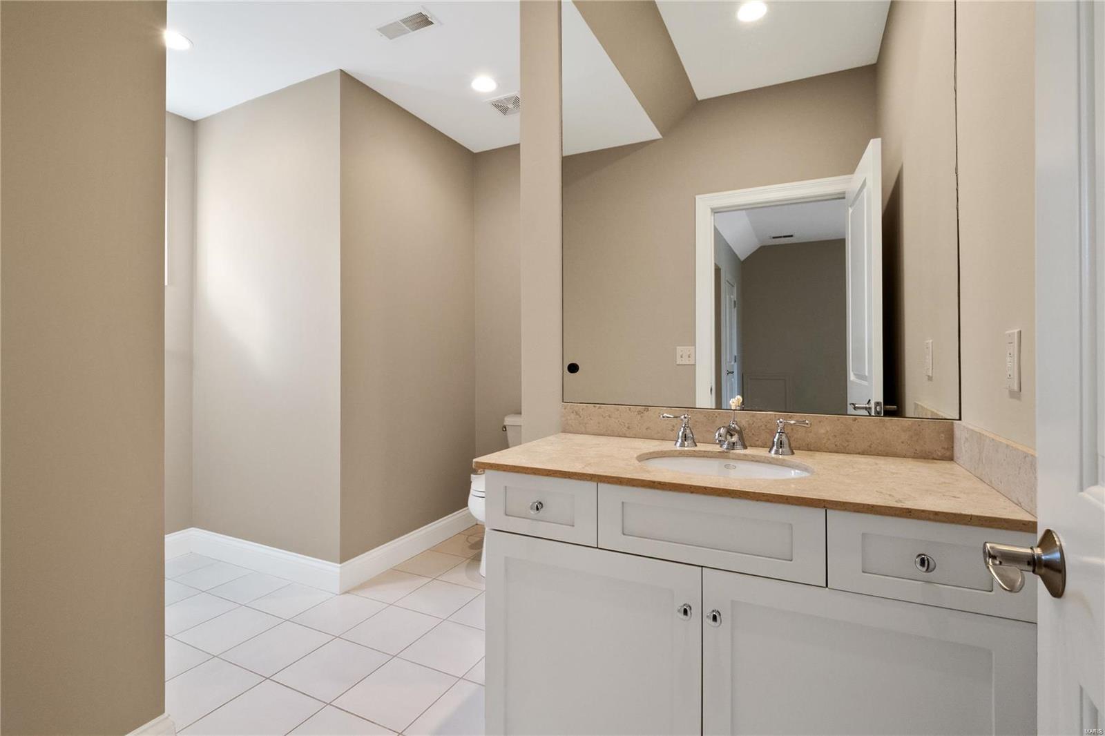 J Frintz Estate - Residential