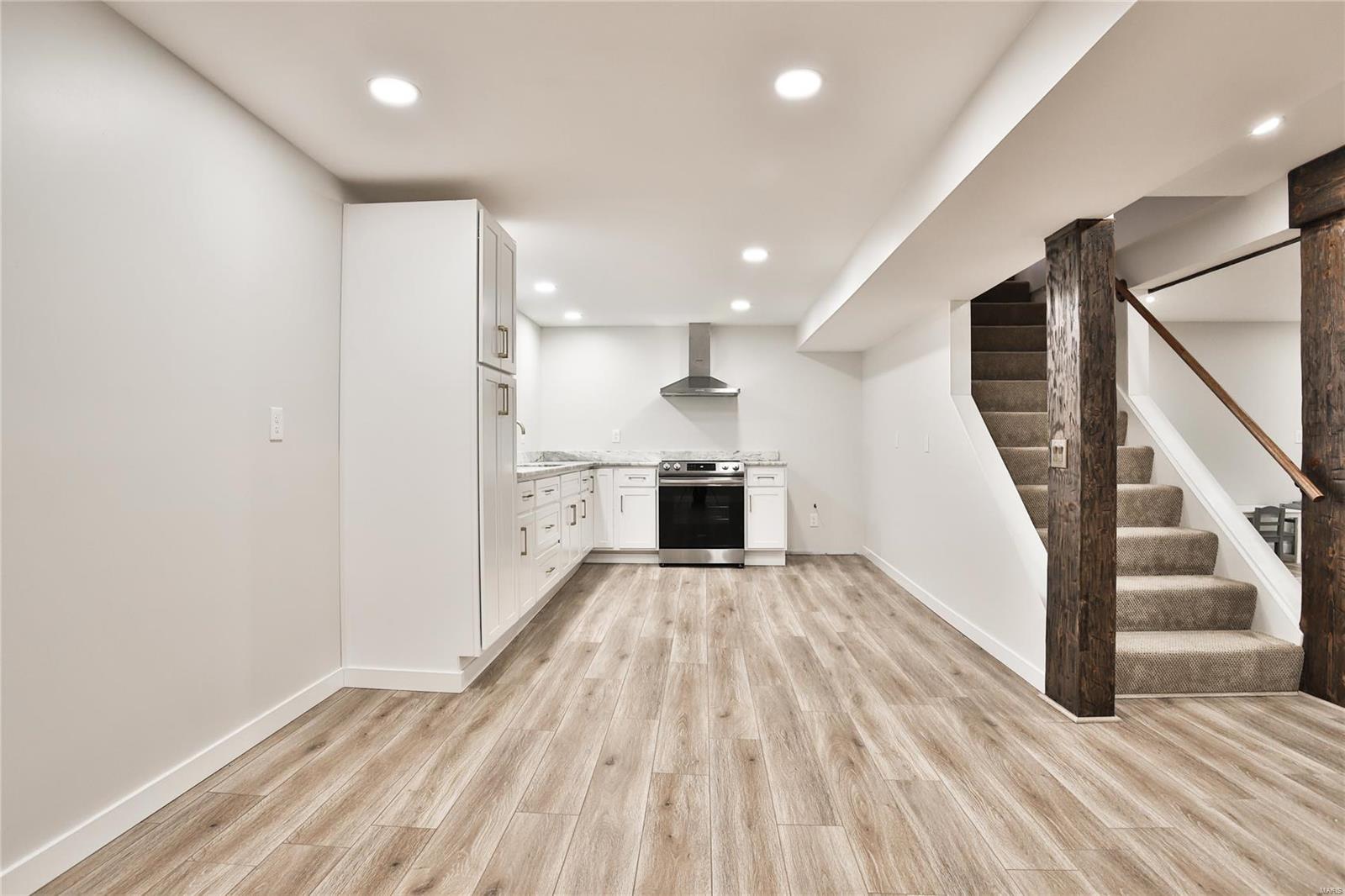 Old Woods Mill Manor 3 - Residential