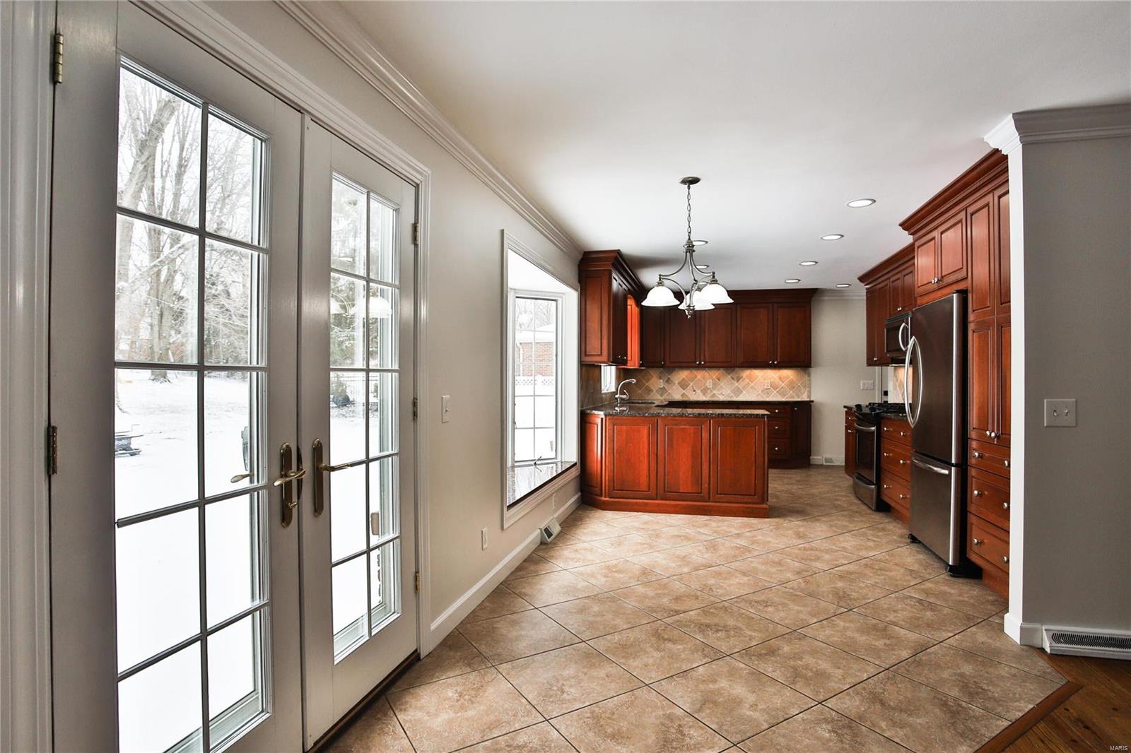 Old Woods Mill Manor 3 - Residential