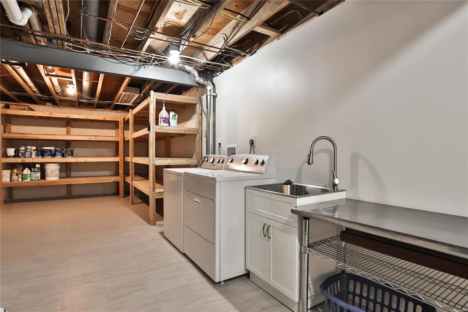 Old Woods Mill Manor 3 - Residential