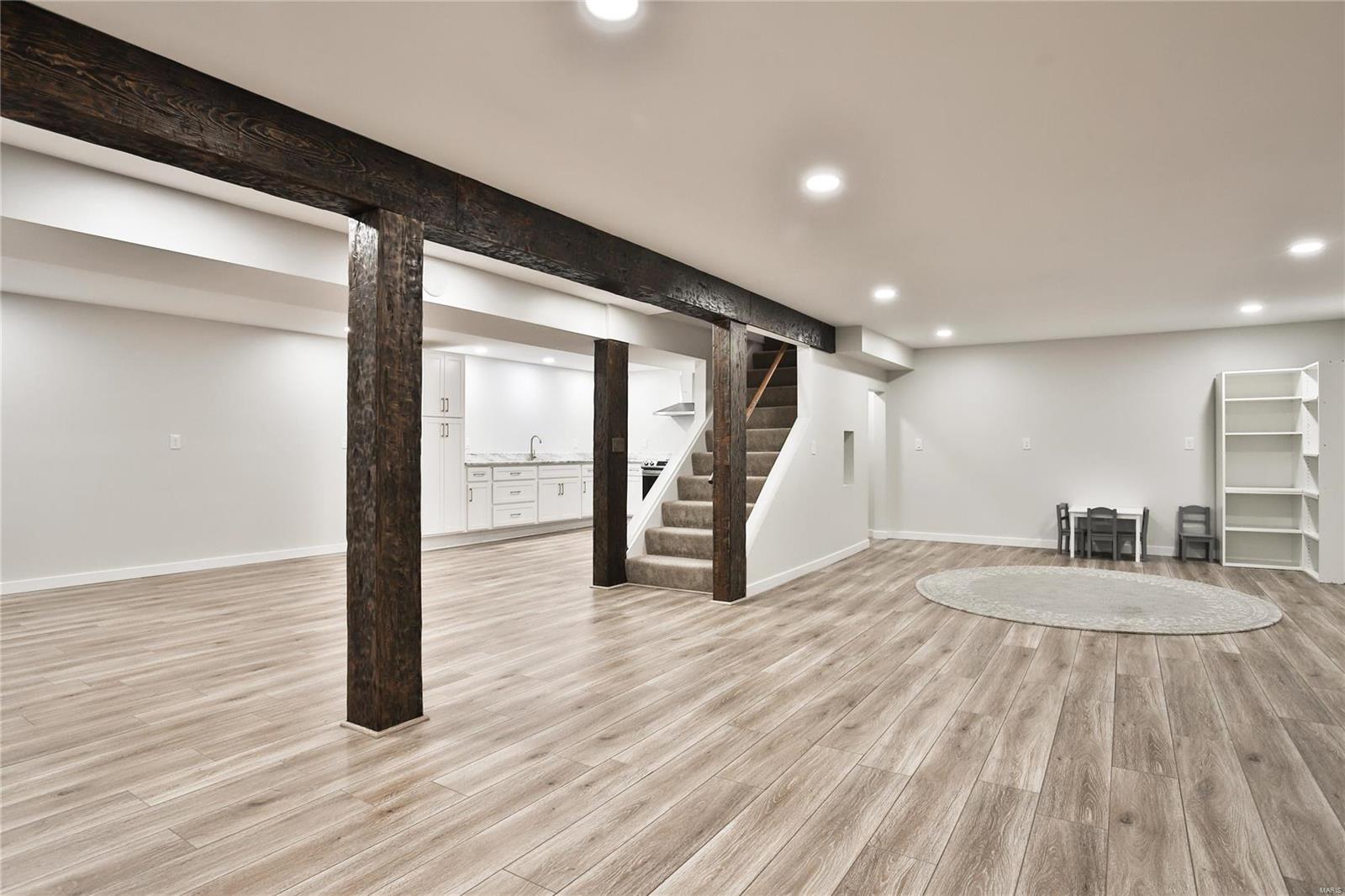 Old Woods Mill Manor 3 - Residential