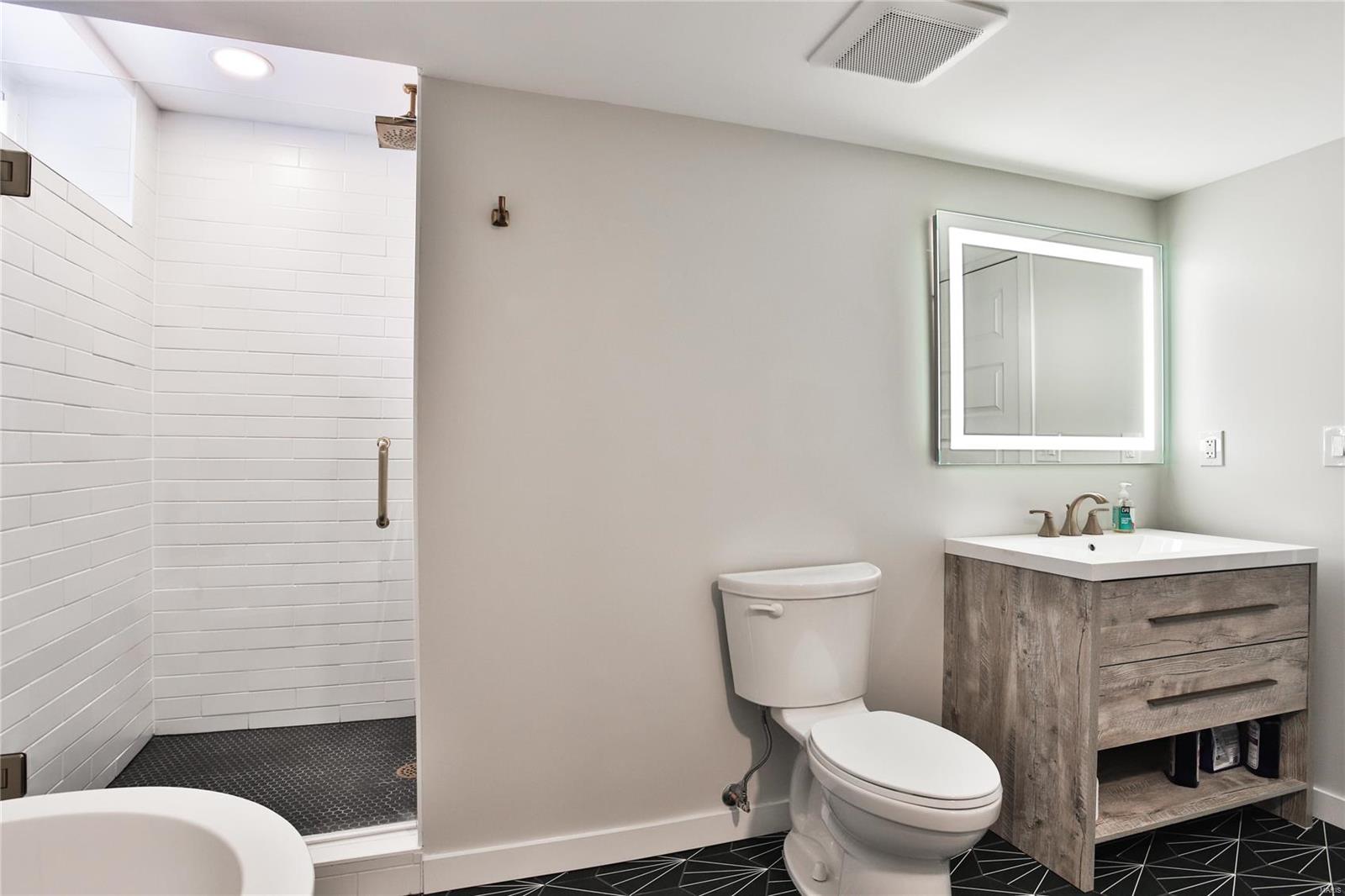 Old Woods Mill Manor 3 - Residential