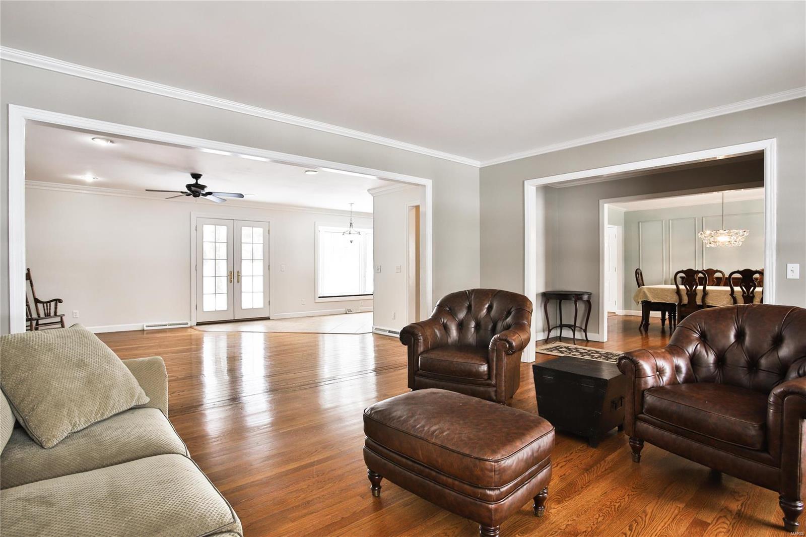 Old Woods Mill Manor 3 - Residential