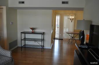 Brentwood Forest Condo Ph Three - Residential