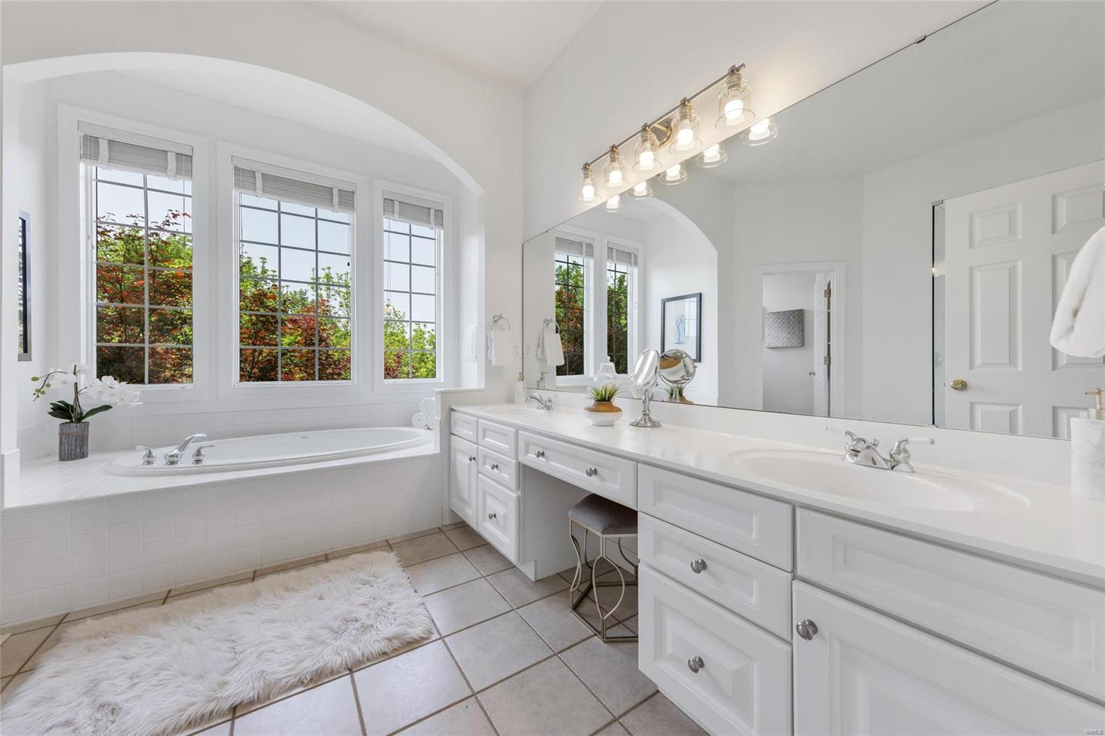 Three Sisters Farm 1 - Residential